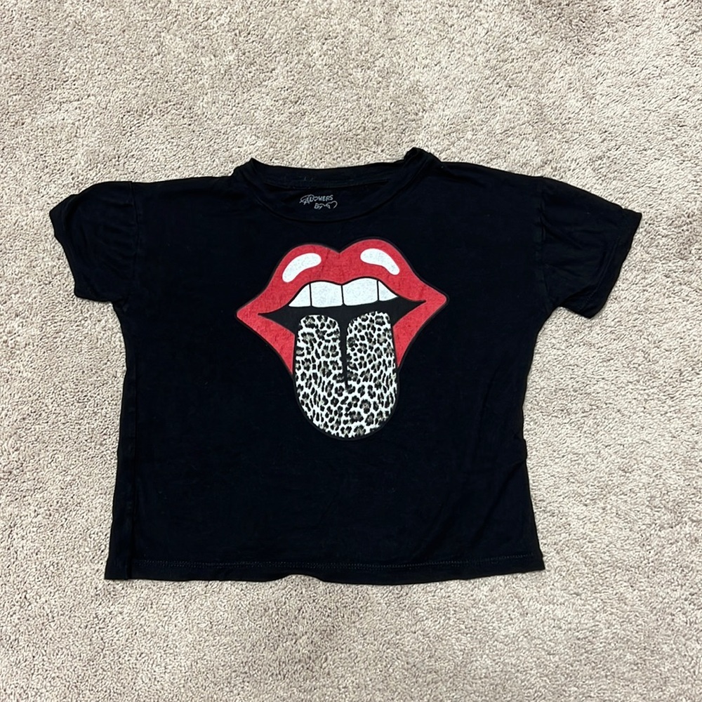 Flowers by Zoe tongue shirt